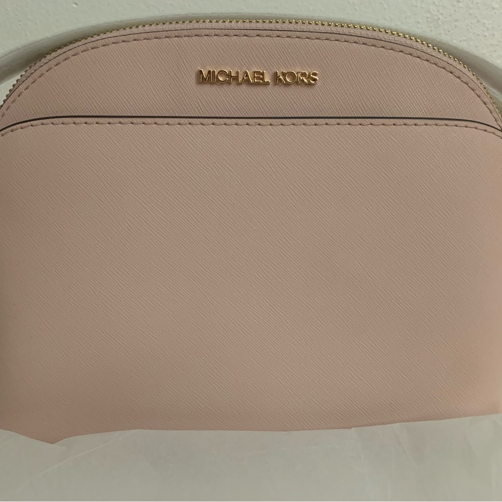 Michael kors crossbody